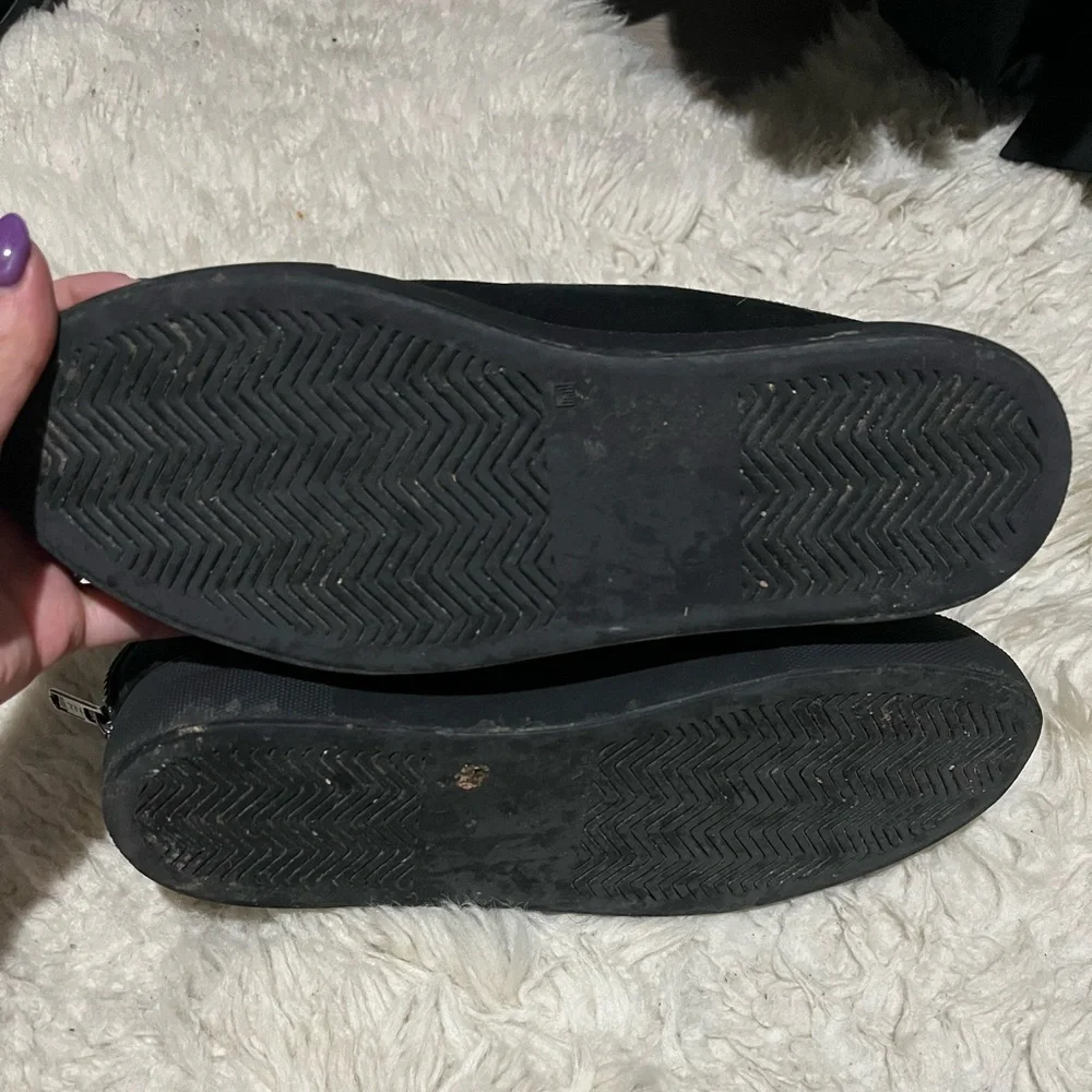 Woman by Common projects black high top sneaker - Picture 6 of 6